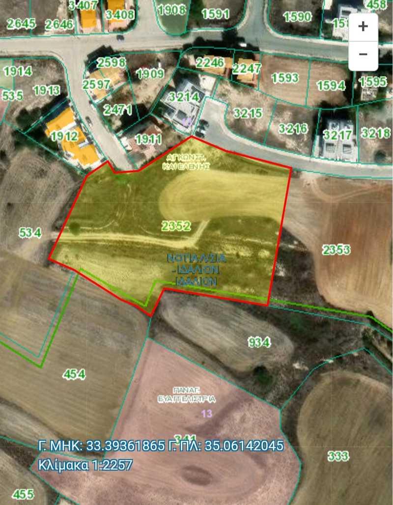 Residential land 7558 m²: https://www.bazaraki.com/adv/5794705_share-residential-land-7558-m2 (www.bazaraki.com)