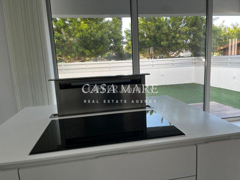 Three-Bedroom House in Egκomi: https://www.offer.com.cy/en/three-bedroom-house-in-egκomi/21-816636/ (www.offer.com.cy)