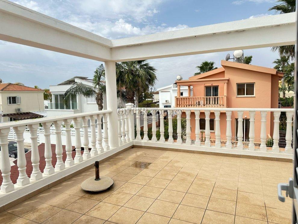 Three Bedroom Villa in Agia Thekla: https://www.offer.com.cy/en/three-bedroom-villa-in-agia-thekla/21-816453/ (www.offer.com.cy)