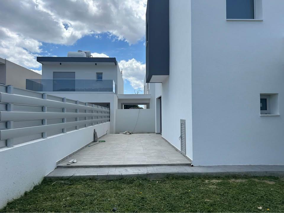 Brand new 3 bedroom detached house at Fasoula: https://www.facebook.com/marketplace/item/645442321649249 (www.facebook.com)