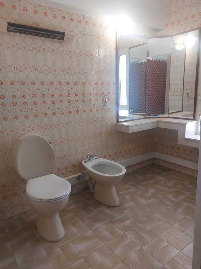 3-bedroom maisonette to rent: https://www.bazaraki.com/adv/5787078_3-bedroom-maisonette-to-rent (www.bazaraki.com)