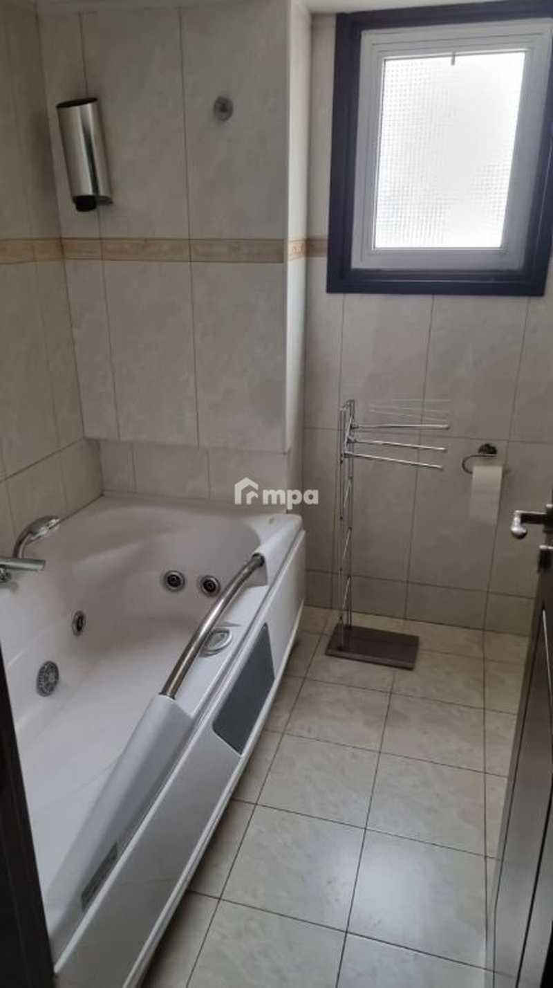  3-bedroom apartment to rent: https://www.bazaraki.com/adv/5792003_3-bedroom-apartment-to-rent (www.bazaraki.com)