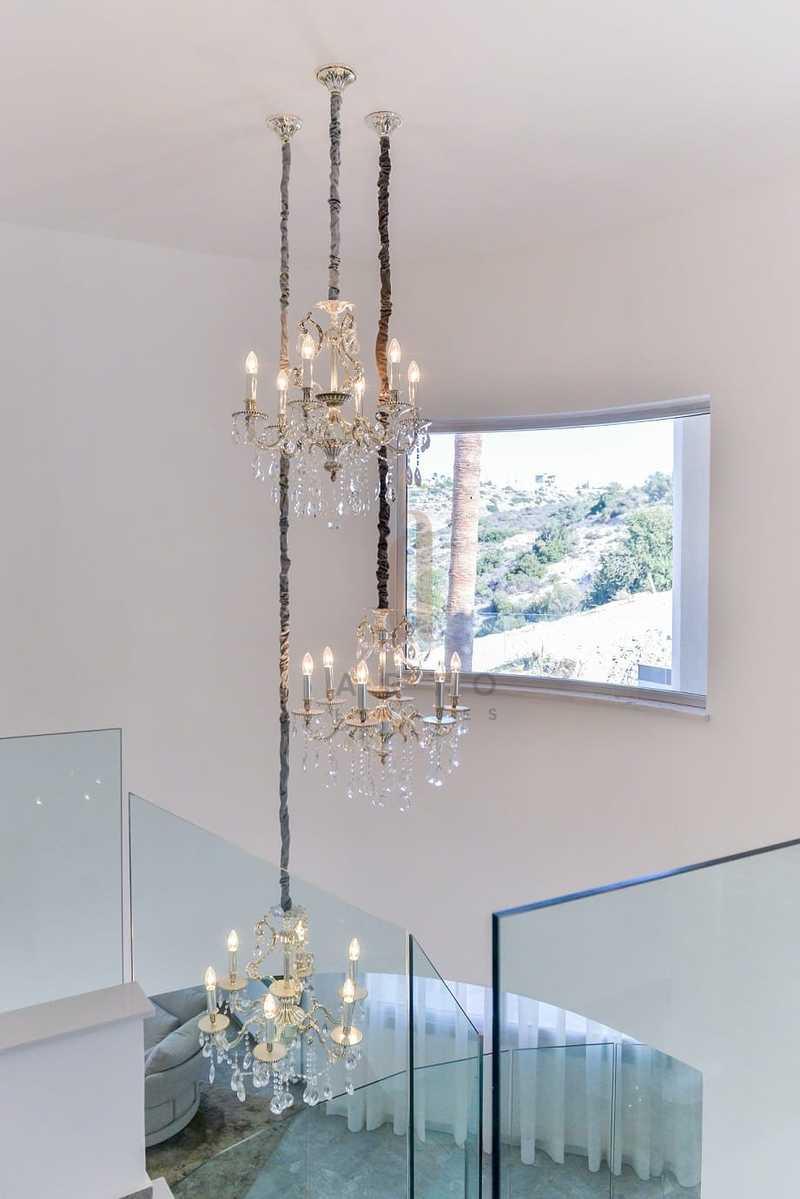  5-bedroom villa to rent: https://www.bazaraki.com/adv/5792029_5-bedroom-villa-to-rent (www.bazaraki.com)