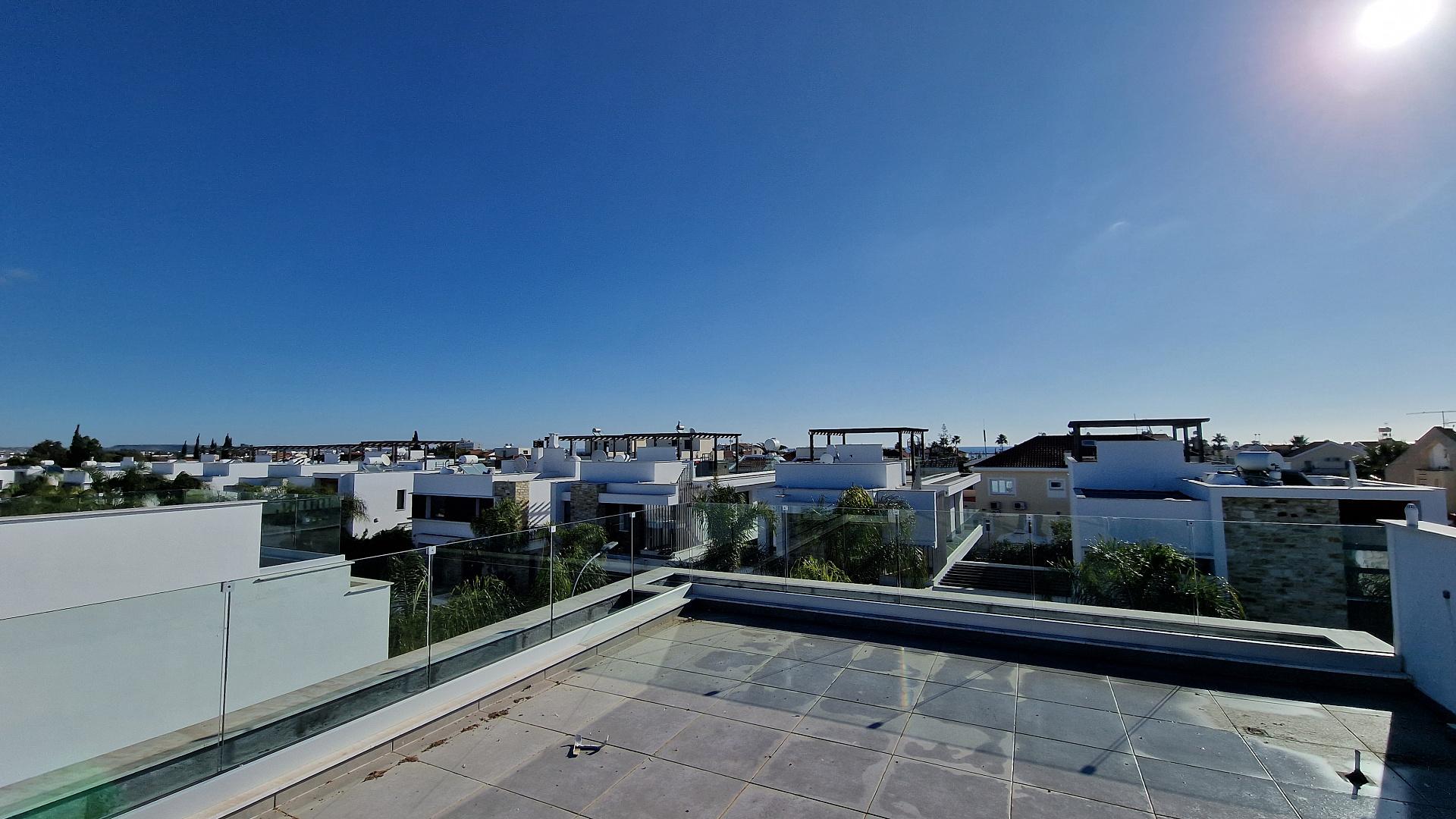 New 3-bedroom villa in Larnaca № 153329: https://dom.com.cy/en/catalog/sale/153329/ (dom.com.cy)