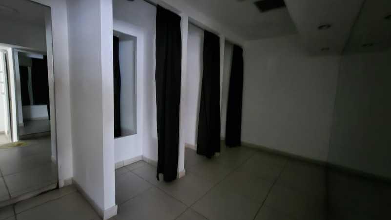 250sqm corner retail shop in nicosia city center: https://www.bazaraki.com/adv/5799560_250sqm-corner-retail-shop-in-nicosia-city-center (www.bazaraki.com)
