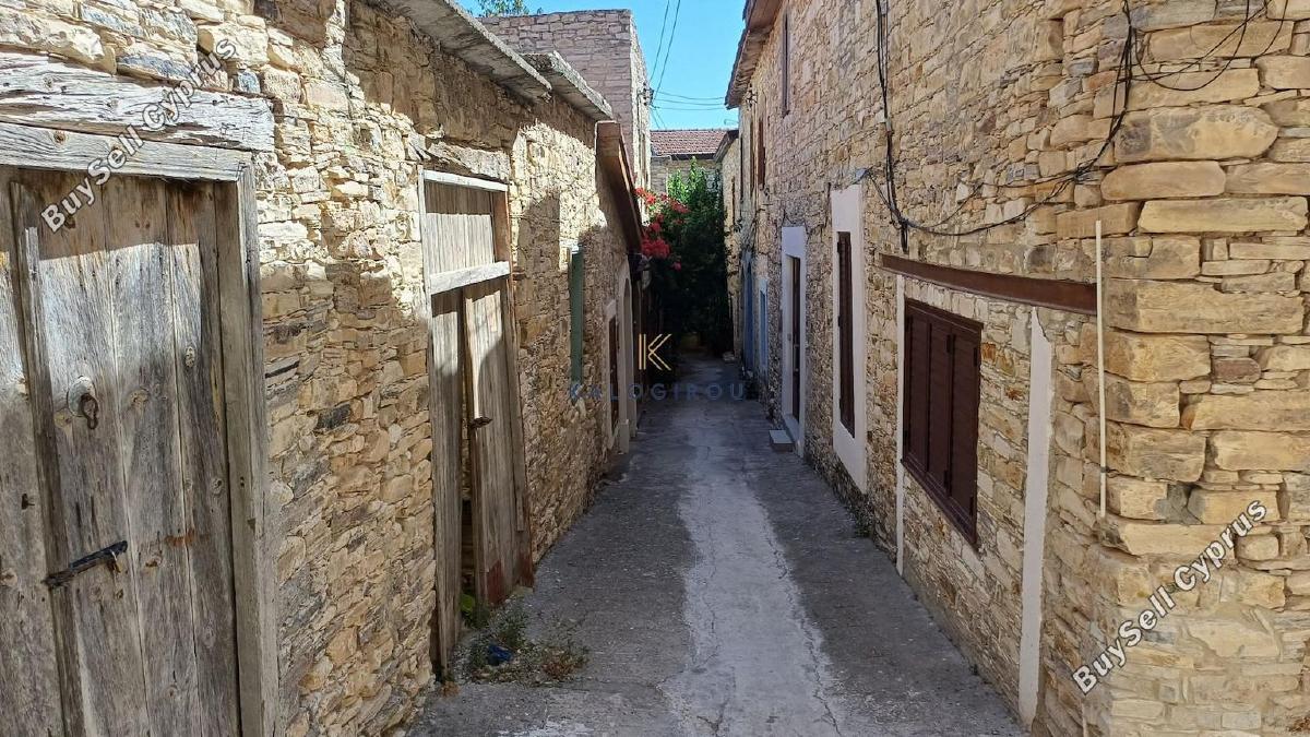 4 Bedroom Semi-detached house for sale in Pano Lefkara, Larnaca: https://www.buysellcyprus.com/property-for-sale/larnaca/pano-lefkara/4-bed-semi-detached-house-for-sale-pano-lefkara-larnaca-1794231.html (www.buysellcyprus.com)