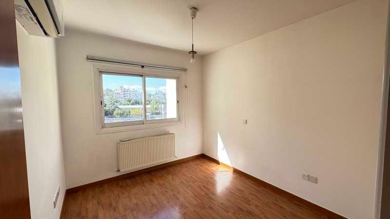 2-bedroom penthouse to rent: https://www.bazaraki.com/adv/5789335_2-bedroom-penthouse-to-rent (www.bazaraki.com)