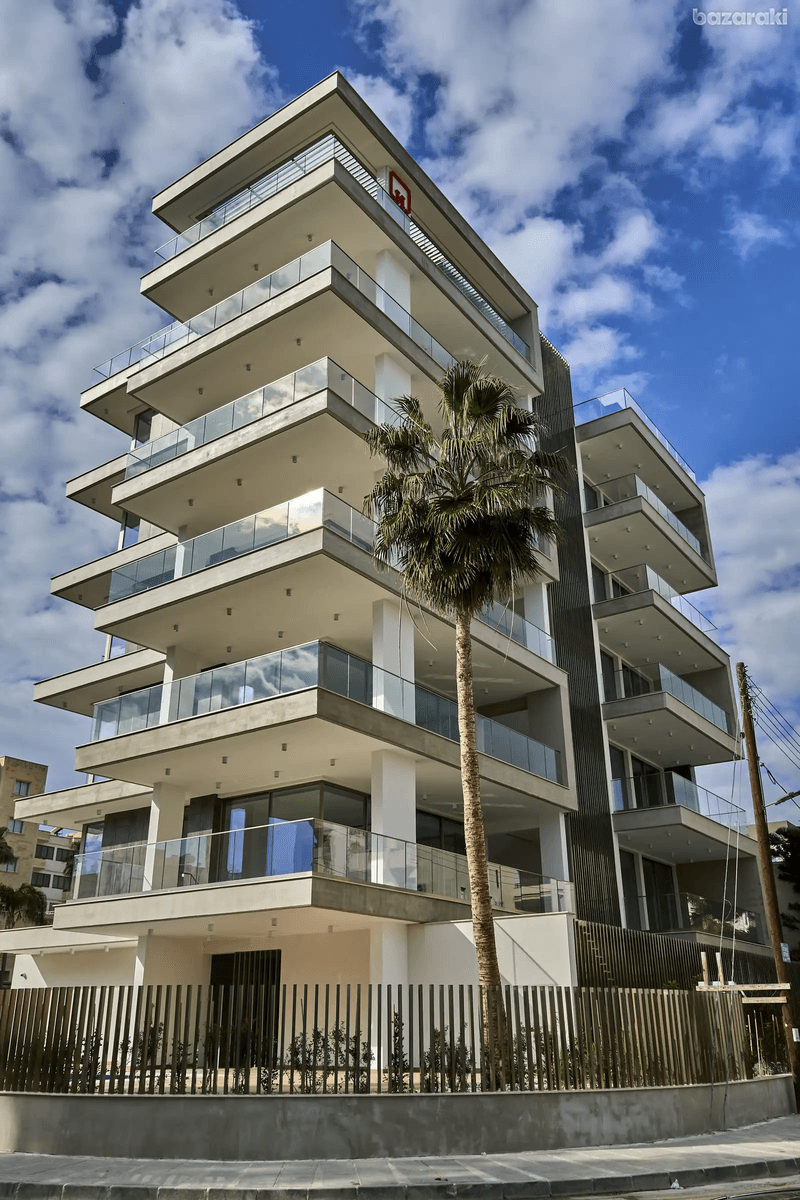 2-bedroom apartment to rent: https://www.bazaraki.com/adv/5795288_2-bedroom-apartment-to-rent (www.bazaraki.com)