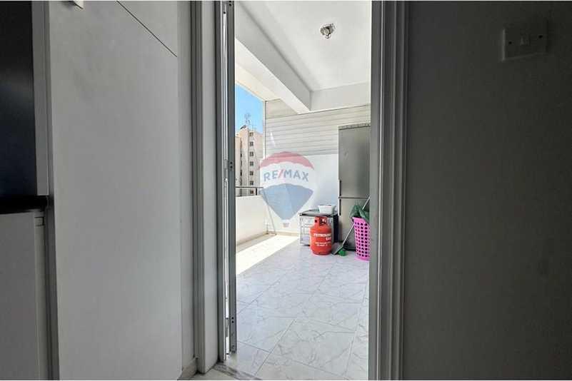 2-bedroom apartment for sale: https://www.bazaraki.com/adv/5789314_2-bedroom-apartment-for-sale (www.bazaraki.com)
