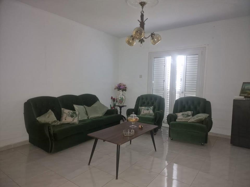 3 Beds 3 Baths House: https://www.facebook.com/marketplace/item/3675489166082502 (www.facebook.com)