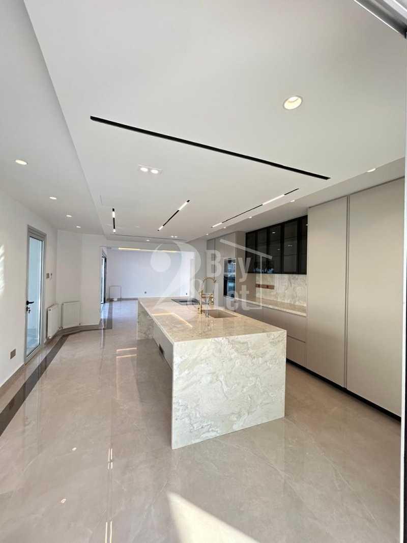 5-bedroom villa for sale: https://www.bazaraki.com/adv/5791125_5-bedroom-villa-for-sale (www.bazaraki.com)