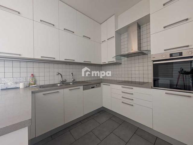 4-bedroom apartment to rent: https://www.bazaraki.com/adv/5787085_4-bedroom-apartment-to-rent (www.bazaraki.com)
