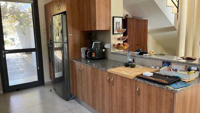 3-bedroom villa to rent: https://www.bazaraki.com/adv/5792476_3-bedroom-villa-to-rent (www.bazaraki.com)