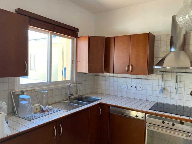 2-bedroom apartment to rent: https://www.bazaraki.com/adv/5795795_2-bedroom-apartment-to-rent (www.bazaraki.com)