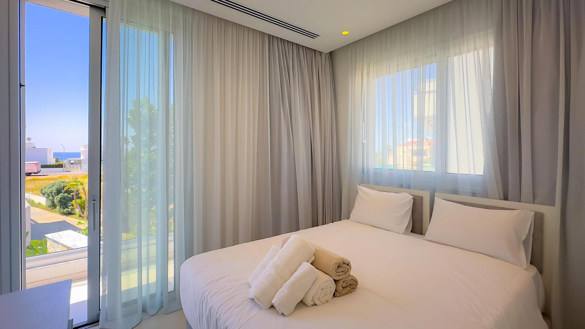 New 4-bedroom villa in Famagusta № 152569: https://dom.com.cy/en/catalog/sale/152569/ (dom.com.cy)