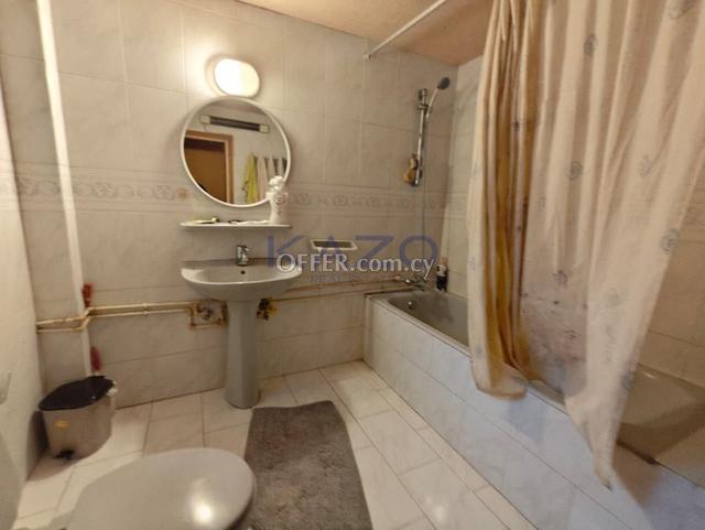 Spacious Semi-Detached House for Sale in Katholiki: https://www.offer.com.cy/en/spacious-semi-detached-house-for-sale-in-katholiki/21-816123/ (www.offer.com.cy)