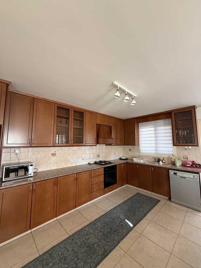 3-bedroom semi-detached to rent: https://www.bazaraki.com/adv/5787633_3-bedroom-semi-detached-to-rent (www.bazaraki.com)