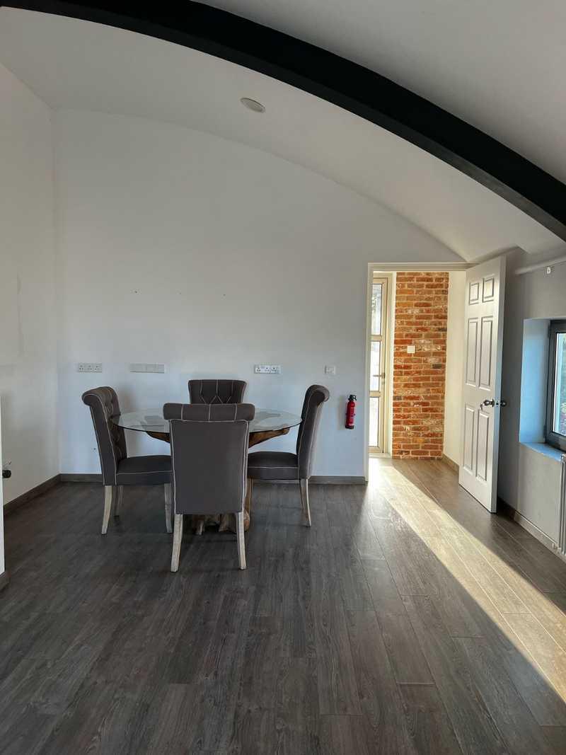 3-bedroom penthouse to rent: https://www.bazaraki.com/adv/5787125_3-bedroom-penthouse-to-rent (www.bazaraki.com)