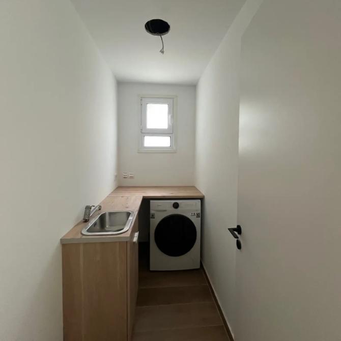 2-bedroom flat in Limassol №153340: https://dom.com.cy/en/catalog/rent/153340/ (dom.com.cy)