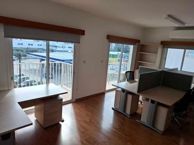 3-bedroom apartment for sale: https://www.bazaraki.com/adv/5798476_3-bedroom-apartment-for-sale (www.bazaraki.com)