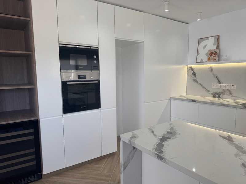3-bedroom apartment to rent: https://www.bazaraki.com/adv/5794394_3-bedroom-apartment-to-rent (www.bazaraki.com)