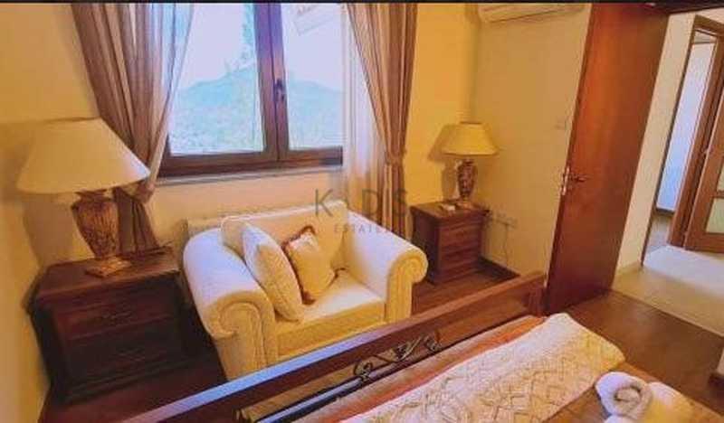 3-bedroom villa to rent: https://www.bazaraki.com/adv/5796769_3-bedroom-villa-to-rent (www.bazaraki.com)
