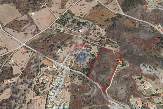 Residential land 15140 m²: https://www.bazaraki.com/adv/5798082_residential-land-15140-m2 (www.bazaraki.com)