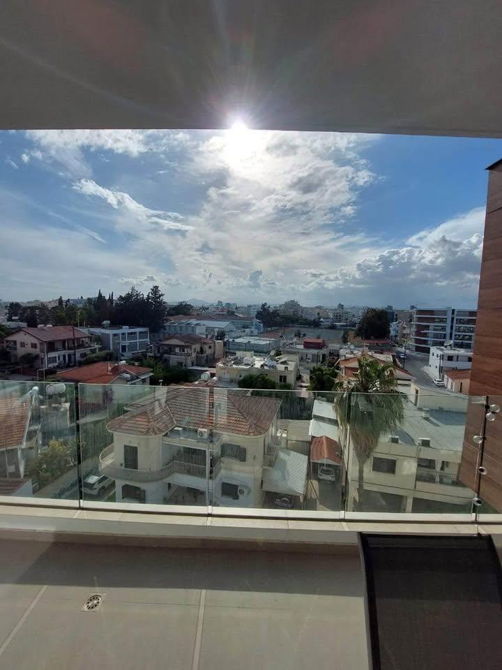 2 bedroom apartment: https://www.facebook.com/marketplace/item/1251192443032528 (www.facebook.com)