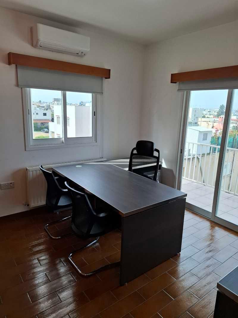 3-bedroom apartment for sale: https://www.bazaraki.com/adv/5798476_3-bedroom-apartment-for-sale (www.bazaraki.com)