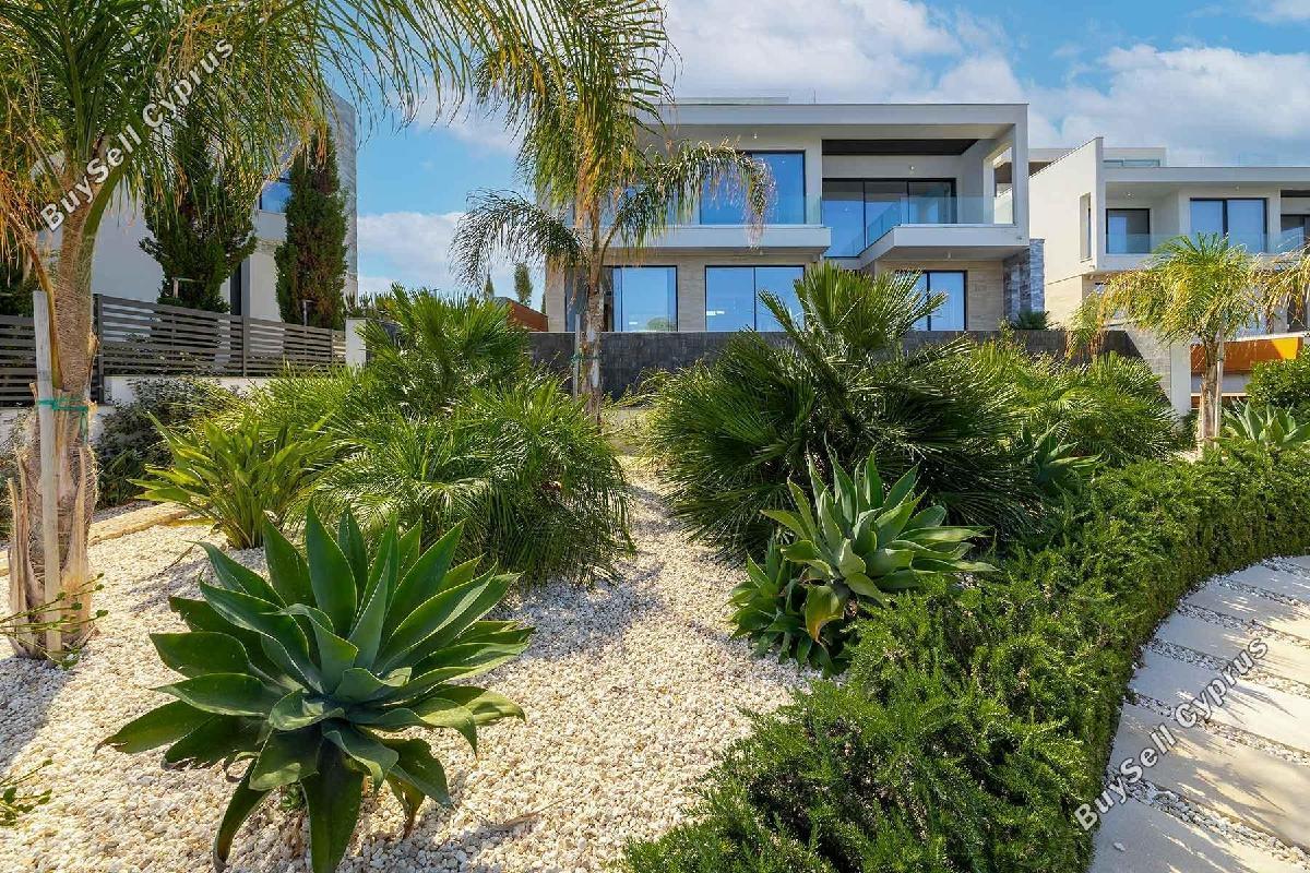 4 Bedroom Detached house for sale in Saint George Peyia, Paphos: https://www.buysellcyprus.com/property-for-sale/paphos/saint-george-peyia/4-bed-detached-house-for-sale-saint-george-peyia-paphos-1273434.html (www.buysellcyprus.com)