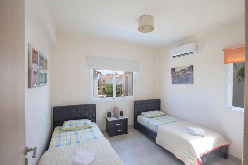 George's lux villa: https://www.bazaraki.com/adv/5793803_georges-lux-villa (www.bazaraki.com)