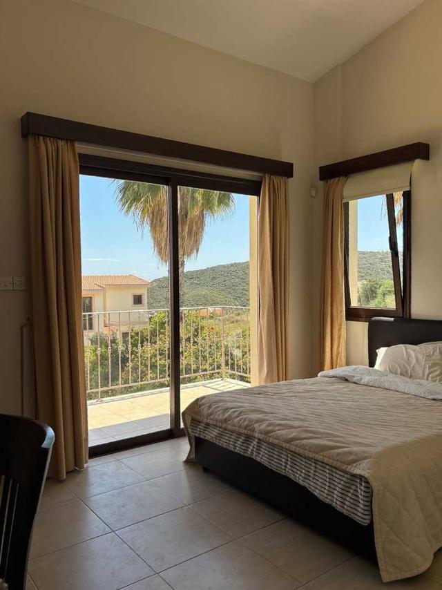  3-bedroom villa to rent: https://www.bazaraki.com/adv/5792553_3-bedroom-villa-to-rent (www.bazaraki.com)