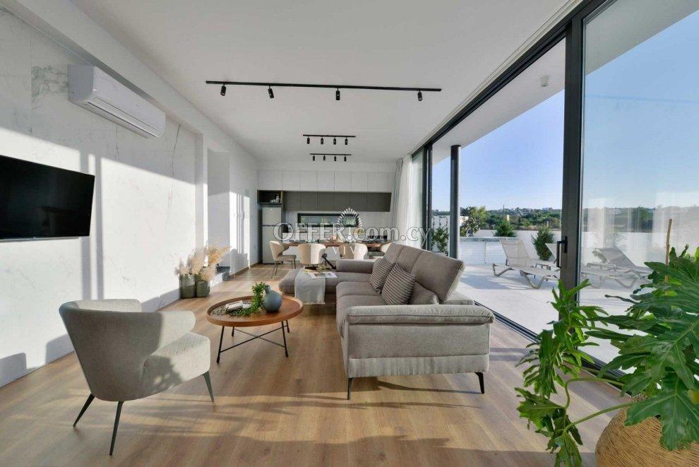 MODERN SEASIDE VILLA OF 3 BEDROOM IN PERNERA: https://www.offer.com.cy/en/modern-seaside-villa-of-3-bedroom-in-pernera/21-693616/ (www.offer.com.cy)