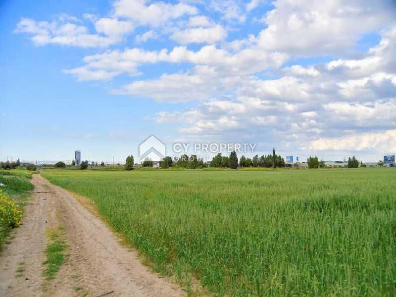Residential land 8415 m²: https://www.bazaraki.com/adv/5797759_residential-land-8415-m2 (www.bazaraki.com)