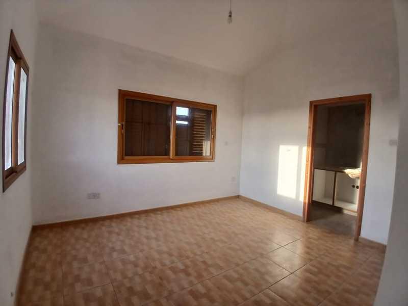 5-bedroom villa for sale: https://www.bazaraki.com/adv/5789297_5-bedroom-villa-for-sale (www.bazaraki.com)