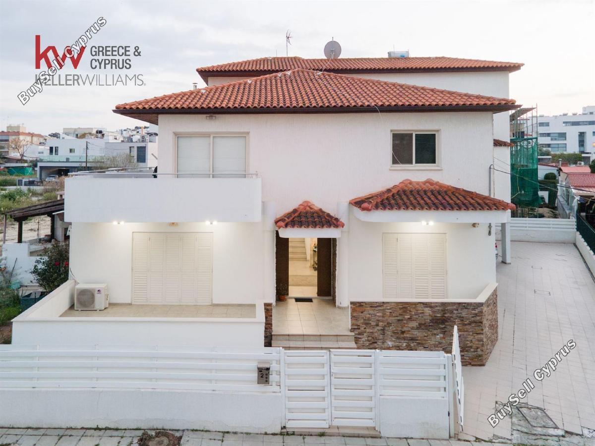 7 Bedroom Detached house for sale in Aglantzia, Nicosia: https://www.buysellcyprus.com/property-for-sale/nicosia/aglantzia/7-bed-detached-house-for-sale-aglantzia-nicosia-1758861.html (www.buysellcyprus.com)