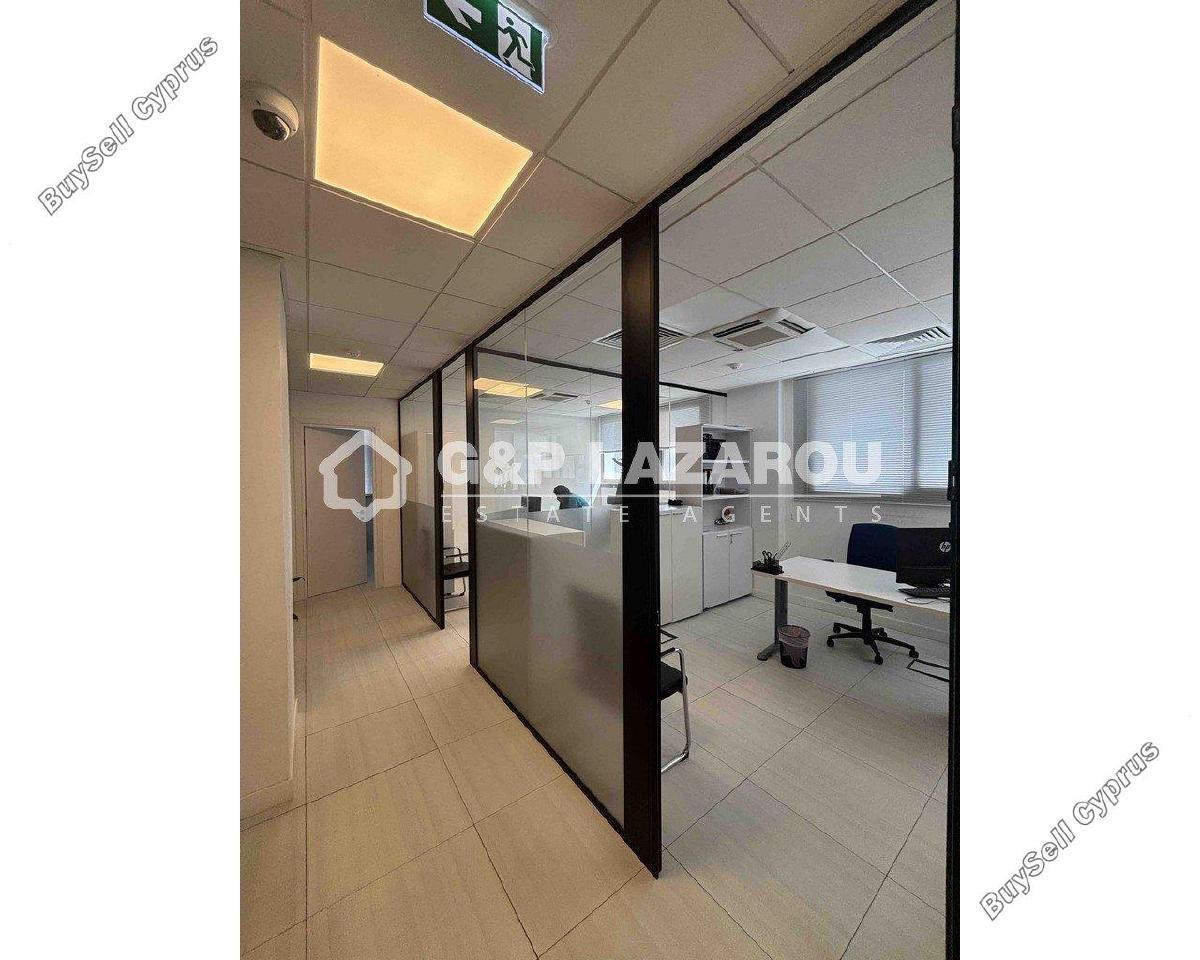 Office to rent in Kaimakli, Nicosia: https://www.buysellcyprus.com/property-for-rent/nicosia/kaimakli/office-to-rent-kaimakli-nicosia-1796535.html (www.buysellcyprus.com)