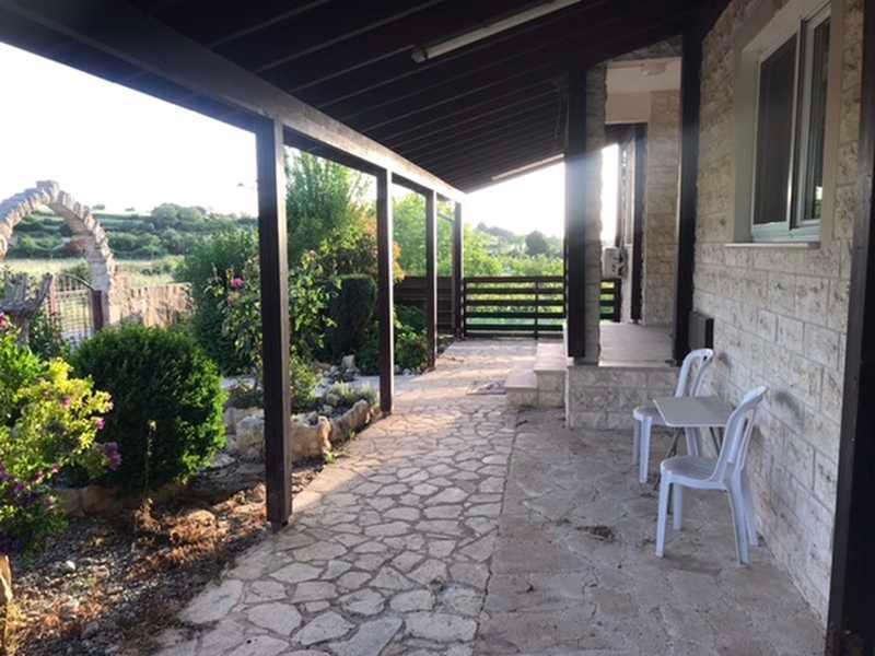 3-bedroom detached house to rent: https://www.bazaraki.com/adv/5789391_3-bedroom-detached-house-to-rent (www.bazaraki.com)
