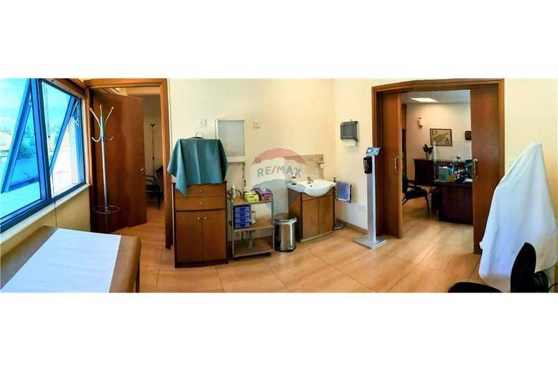 Prime makarios avenue office space of 128+60 m2: https://www.bazaraki.com/adv/5797852_prime-makarios-avenue-office-space-of-128-60-m2 (www.bazaraki.com)