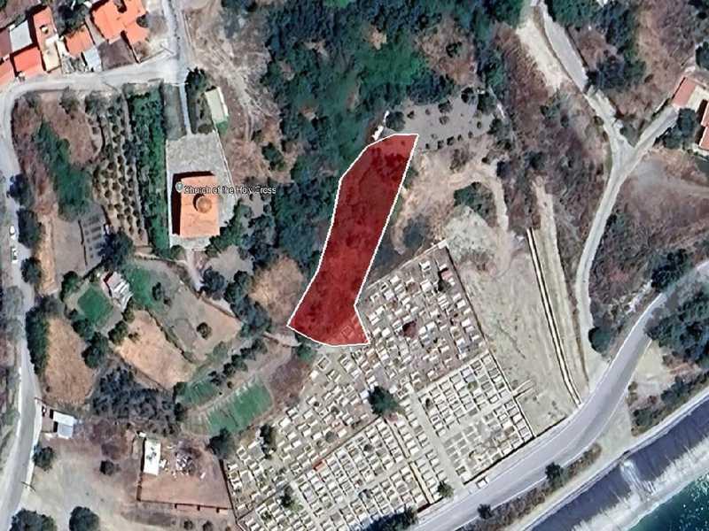 Residential land 753 m²: https://www.bazaraki.com/adv/5798193_residential-land-753-m2 (www.bazaraki.com)