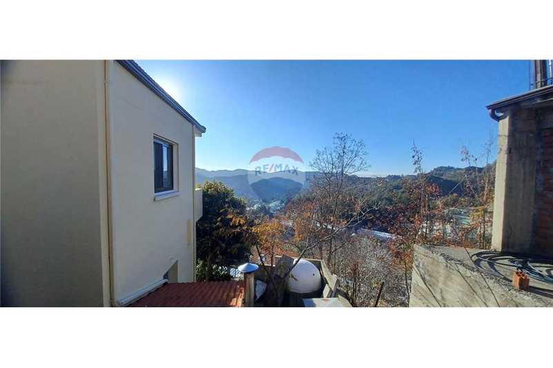 2-bedroom detached house for sale: https://www.bazaraki.com/adv/5798090_2-bedroom-detached-house-for-sale (www.bazaraki.com)