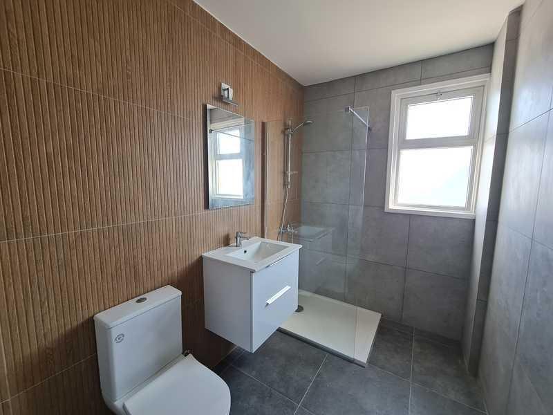 2 Beds 1 Bath Apartment/condo: https://www.facebook.com/marketplace/item/1209469877551850 (www.facebook.com)