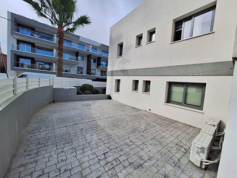 2-bedroom apartment to rent: https://www.bazaraki.com/adv/5791459_2-bedroom-apartment-to-rent (www.bazaraki.com)