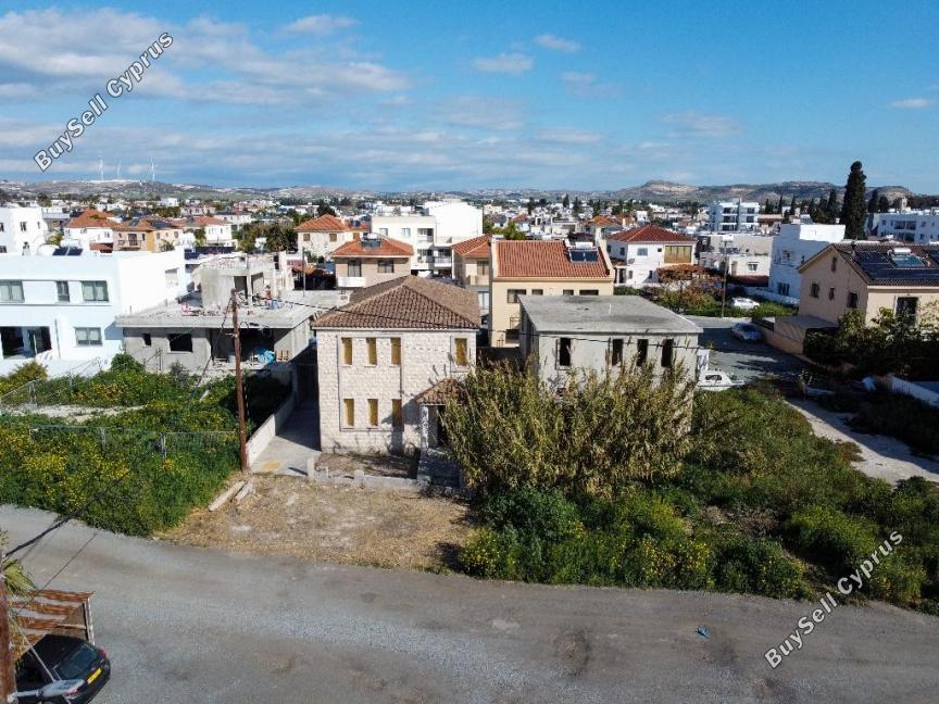 3 Bedroom Town house for sale in Livadia Larnacas, Larnaca: https://www.buysellcyprus.com/property-for-sale/larnaca/livadia-larnacas/3-bed-town-house-for-sale-livadia-larnacas-larnaca-1799922.html (www.buysellcyprus.com)