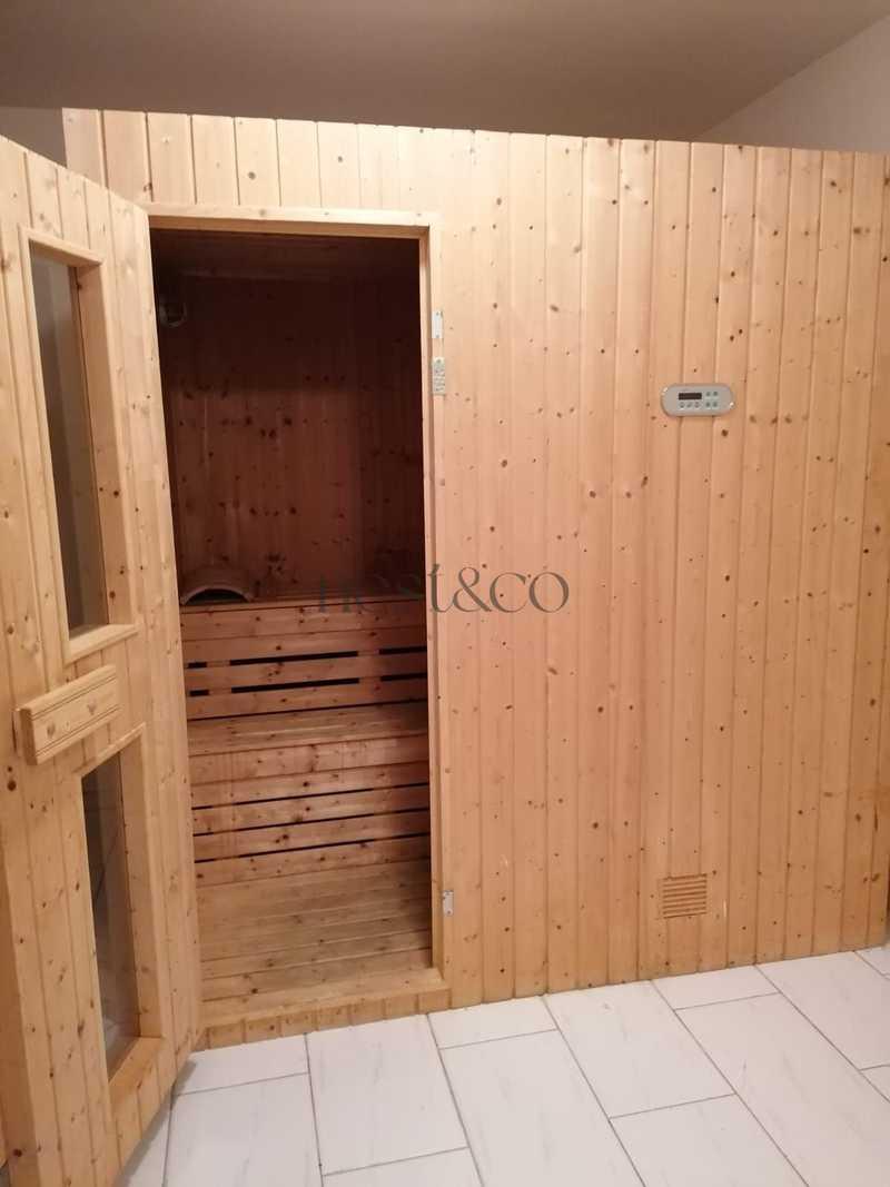 6-bedroom villa for sale: https://www.bazaraki.com/adv/5798373_6-bedroom-villa-for-sale (www.bazaraki.com)