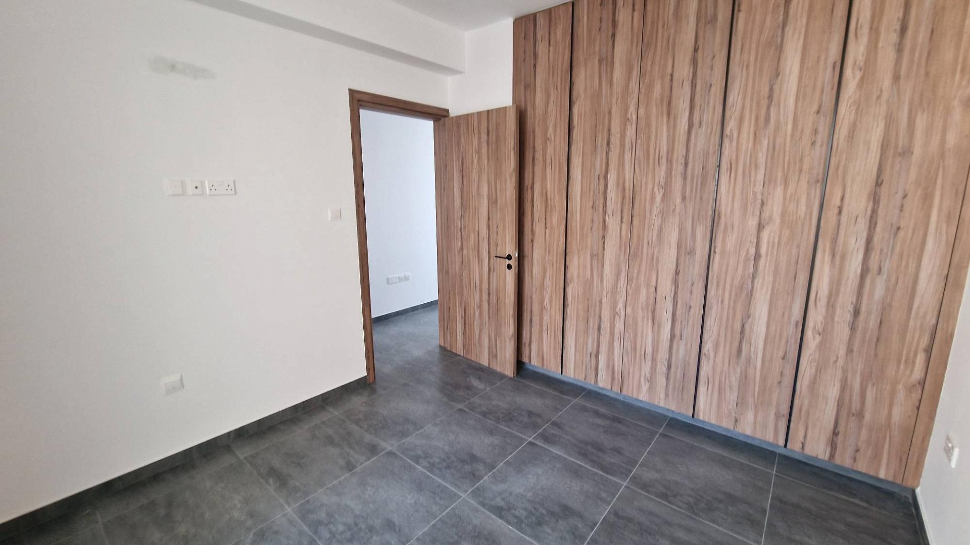 New 2-bedroom flat in Larnaca № 153915: https://dom.com.cy/en/catalog/sale/153915/ (dom.com.cy)