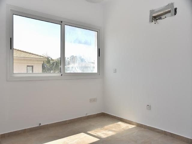 3 Bedroom Detached House For Sale: https://www.zyprus.com/property/39395/3-bedrooms-house-detached-house-in-kapparis-paralimni-famagusta (www.zyprus.com)