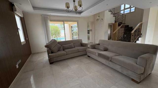 4-bedroom villa to rent: https://www.bazaraki.com/adv/5798506_4-bedroom-villa-to-rent (www.bazaraki.com)