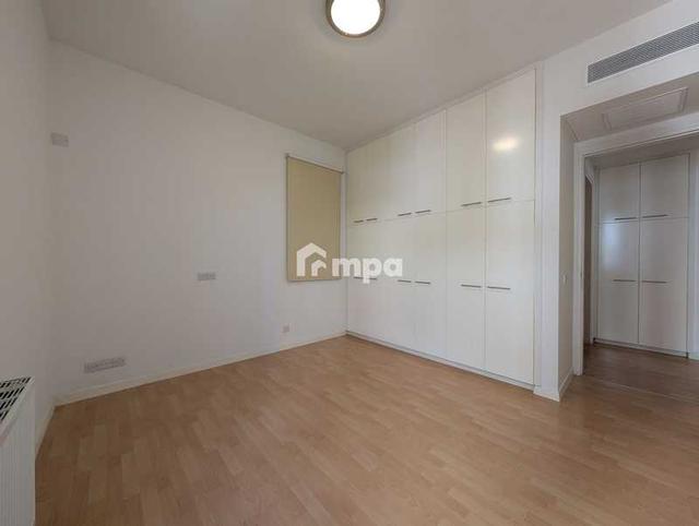 4-bedroom apartment to rent: https://www.bazaraki.com/adv/5787085_4-bedroom-apartment-to-rent (www.bazaraki.com)