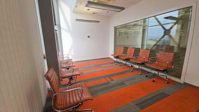 Luxury open plan office 582 sq.m.: https://www.bazaraki.com/adv/5765918_luxury-open-plan-office-582-sq-m (www.bazaraki.com)